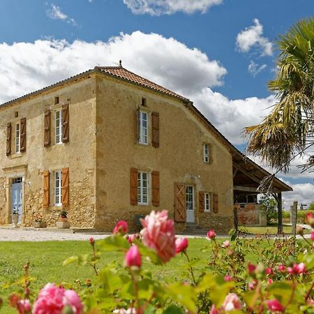 Le Guitou Villa Monlezun Bagian luar foto