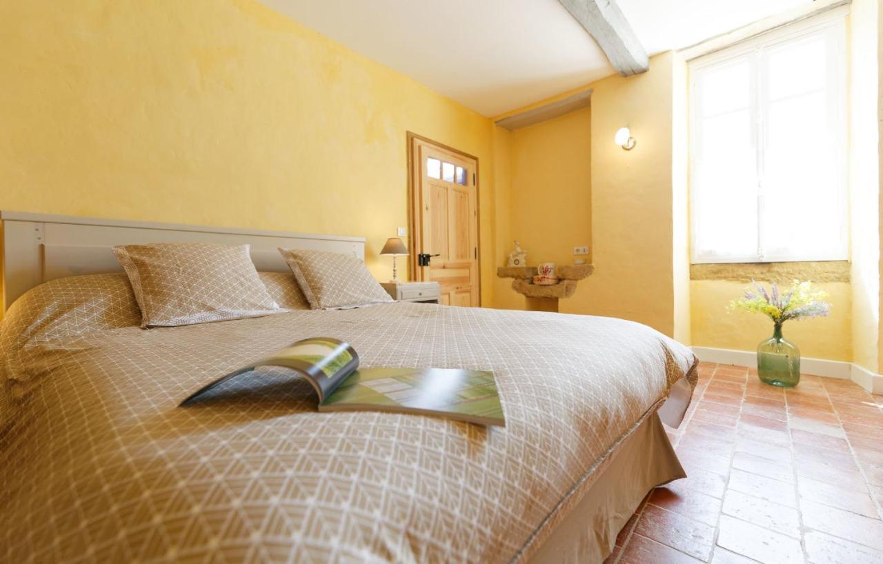 Le Guitou Villa Monlezun Bagian luar foto