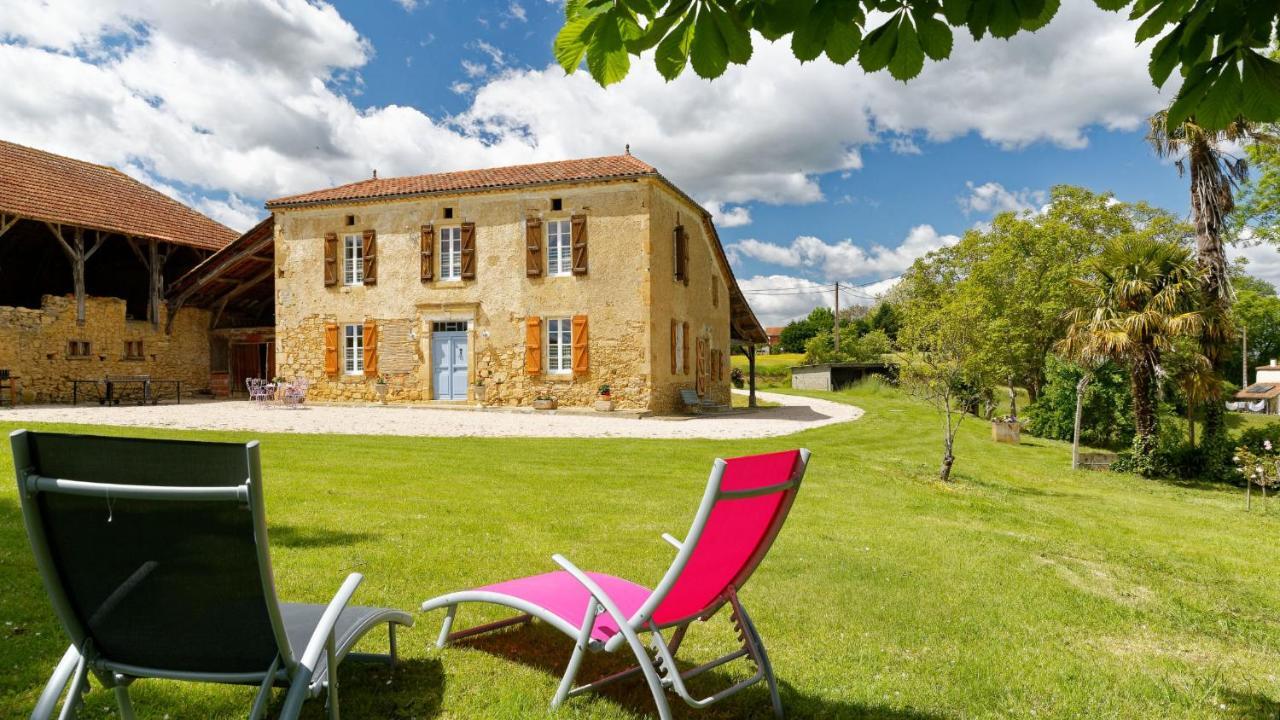Le Guitou Villa Monlezun Bagian luar foto