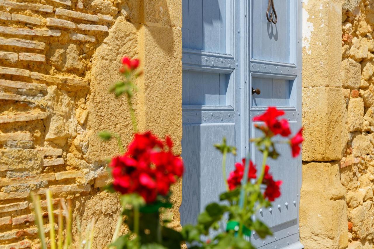 Le Guitou Villa Monlezun Bagian luar foto